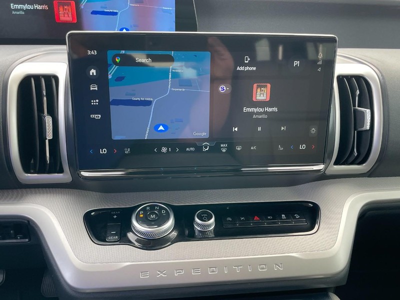 Ford Expedition Max Vehicle Full-screen Gallery Image 34