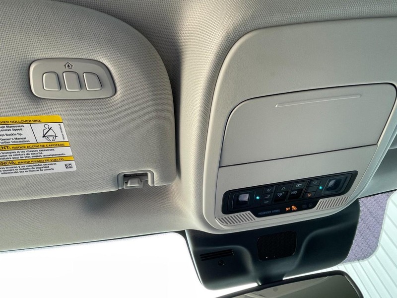 Ford Expedition Max Vehicle Full-screen Gallery Image 53