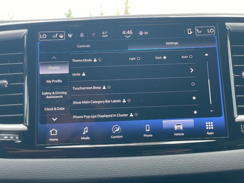 Chrysler Pacifica Vehicle Full-screen Gallery Image 38