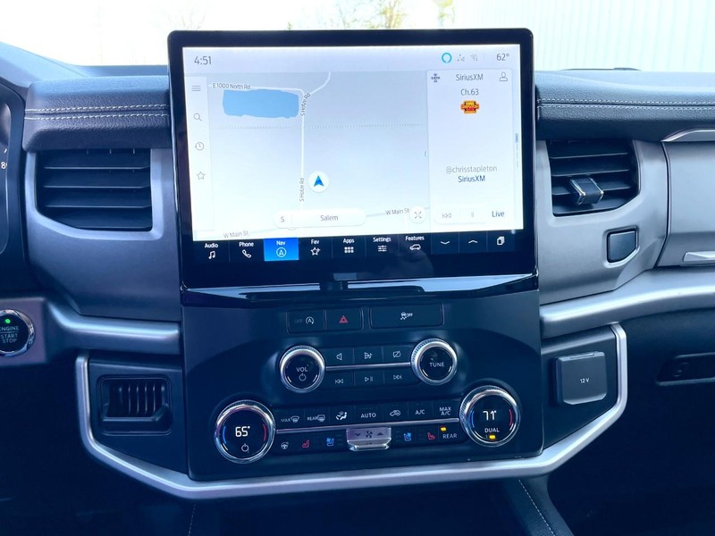 Ford Expedition Vehicle Full-screen Gallery Image 39