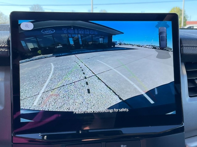 Ford Expedition Vehicle Full-screen Gallery Image 41