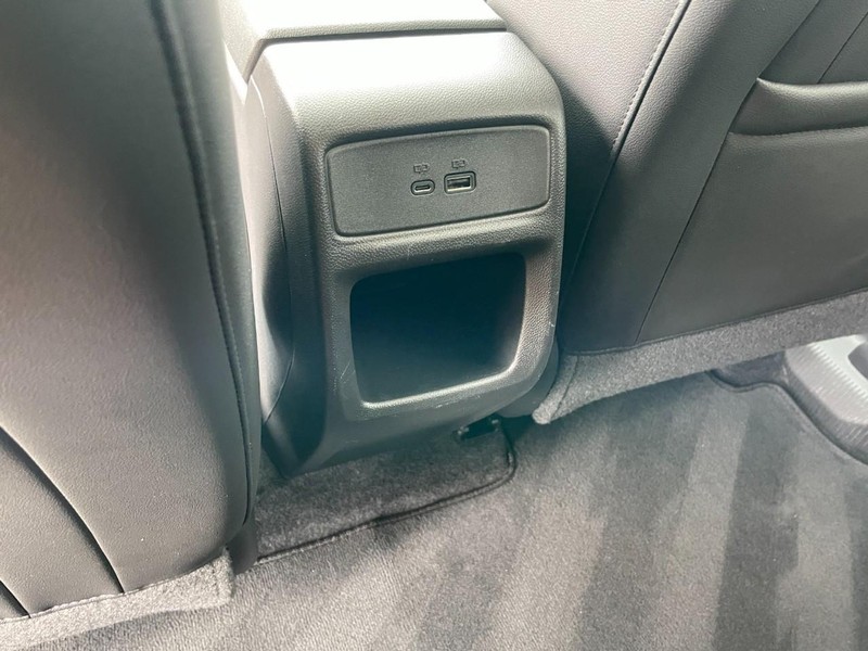 Chevrolet Trax Vehicle Full-screen Gallery Image 15