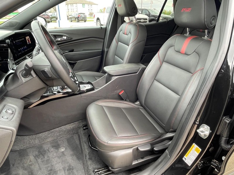 Chevrolet Trax Vehicle Full-screen Gallery Image 18