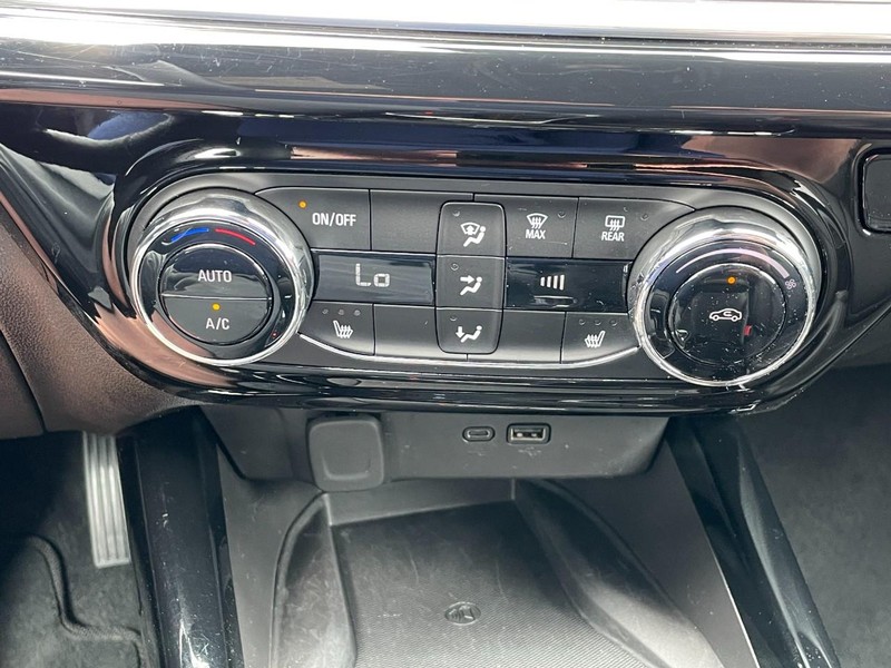 Chevrolet Trax Vehicle Full-screen Gallery Image 36