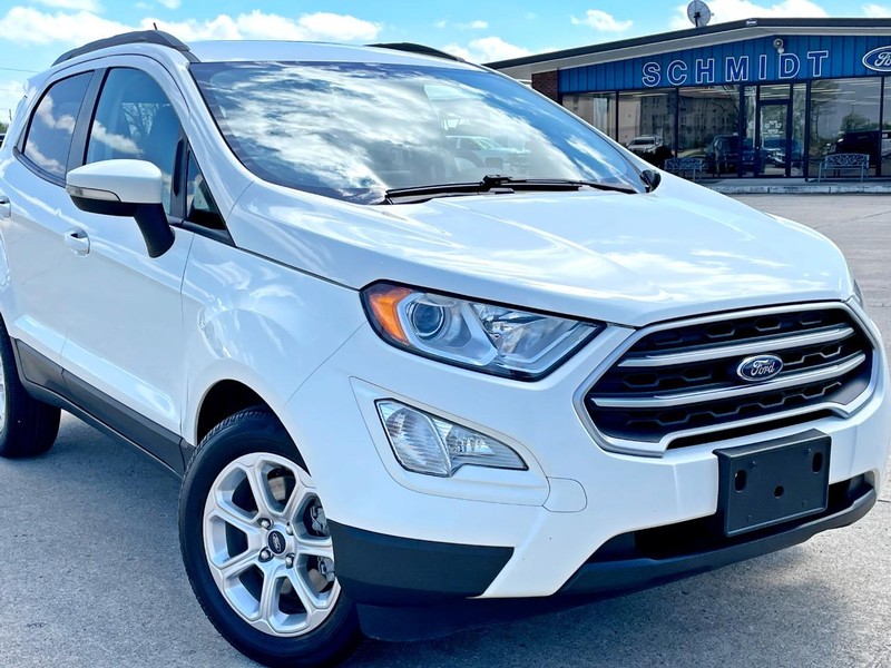 Ford EcoSport Vehicle Full-screen Gallery Image 08