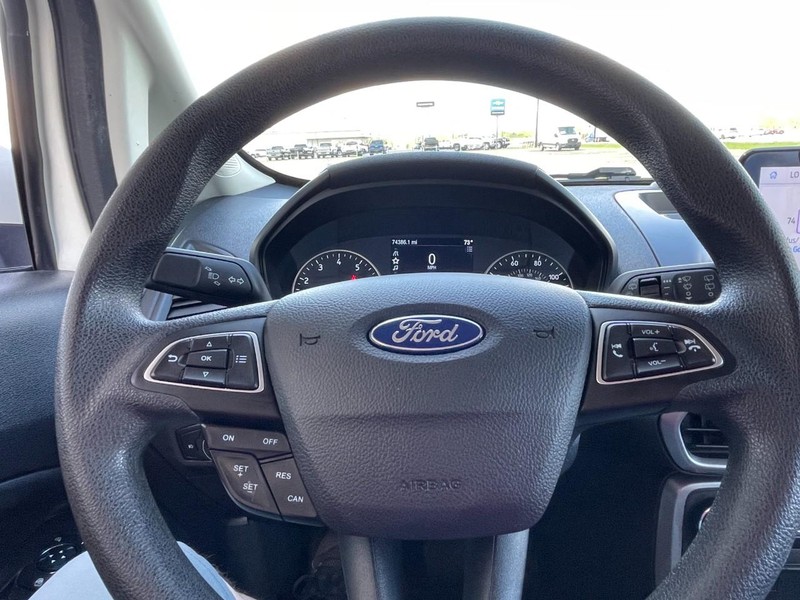 Ford EcoSport Vehicle Full-screen Gallery Image 25