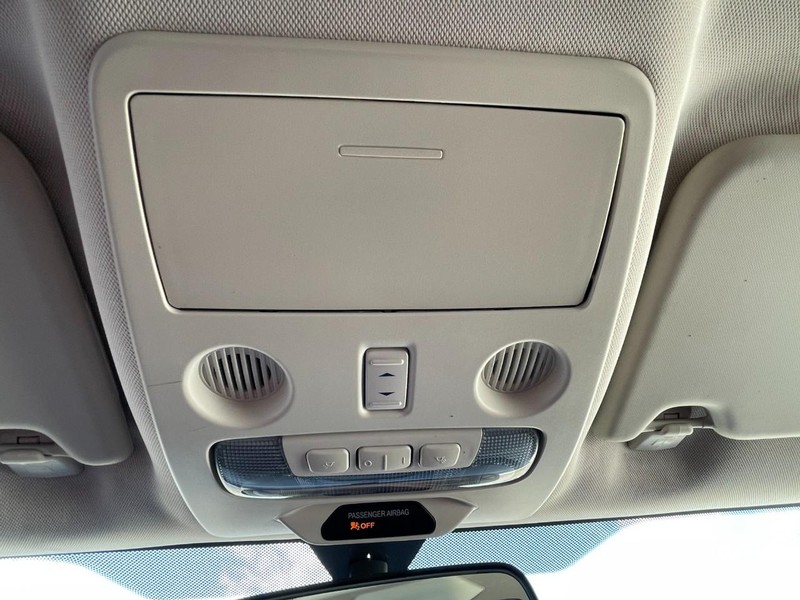 Ford EcoSport Vehicle Full-screen Gallery Image 47