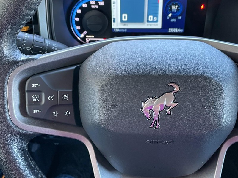 Ford Bronco Vehicle Full-screen Gallery Image 28