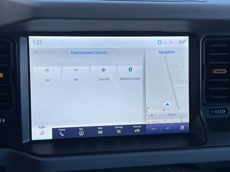 Ford Bronco Vehicle Full-screen Gallery Image 40