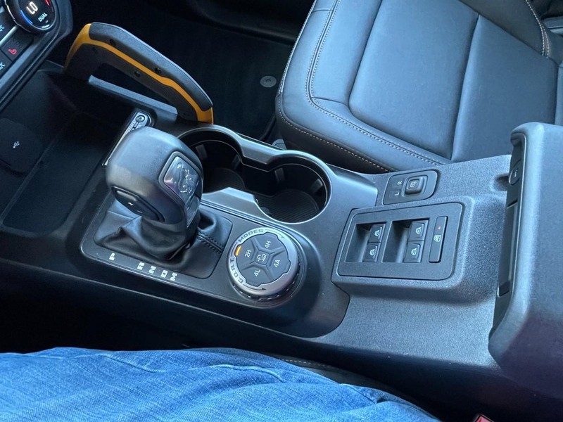 Ford Bronco Vehicle Full-screen Gallery Image 47