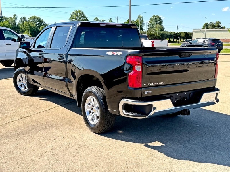 Chevrolet Silverado 1500 Vehicle Full-screen Gallery Image 06