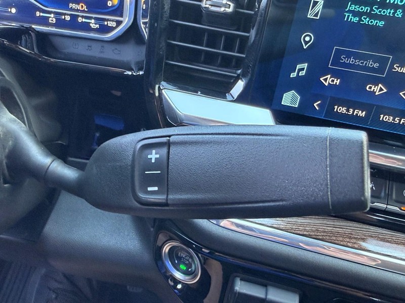 Chevrolet Silverado 1500 Vehicle Full-screen Gallery Image 31