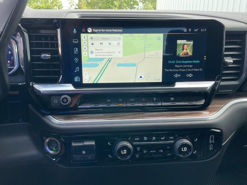 Chevrolet Silverado 1500 Vehicle Full-screen Gallery Image 34