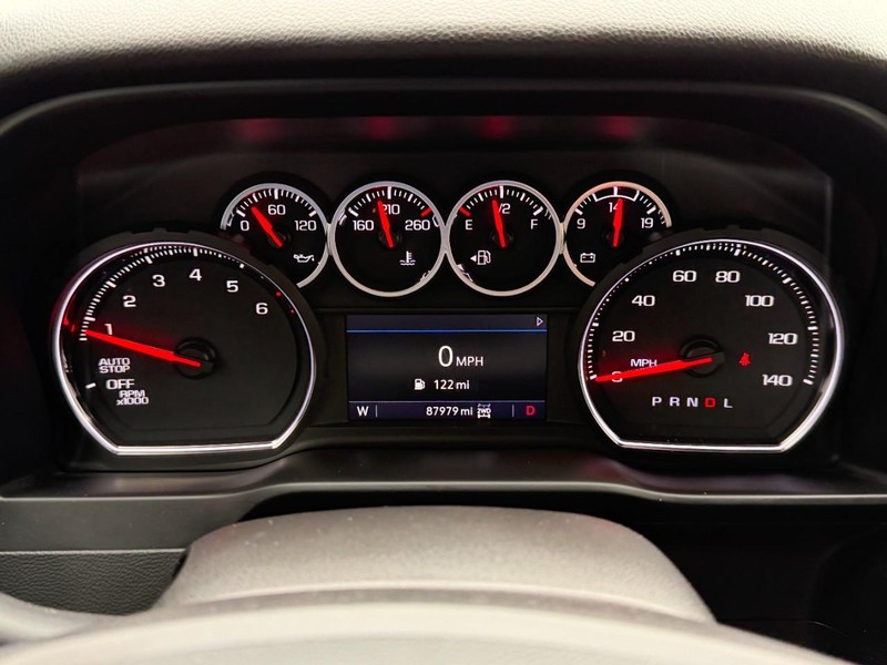 Chevrolet Silverado 1500 Vehicle Full-screen Gallery Image 29