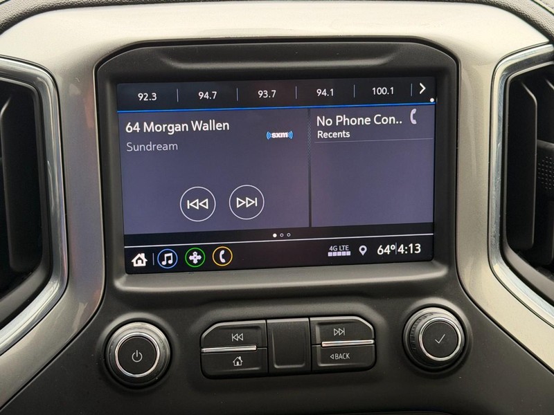 Chevrolet Silverado 1500 Vehicle Full-screen Gallery Image 33