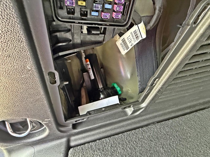 Chevrolet Tahoe Vehicle Full-screen Gallery Image 16