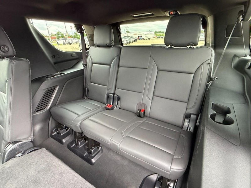 Chevrolet Tahoe Vehicle Full-screen Gallery Image 19