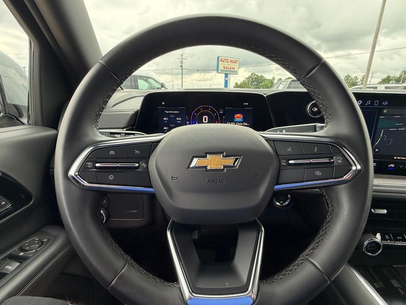 Chevrolet Tahoe Vehicle Full-screen Gallery Image 30