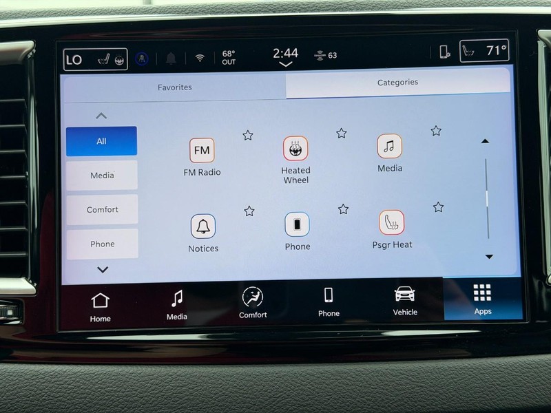 Chrysler Pacifica Vehicle Full-screen Gallery Image 47