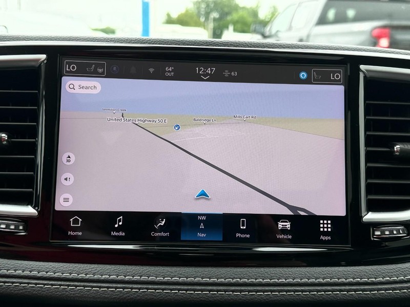 Chrysler Pacifica Vehicle Full-screen Gallery Image 39