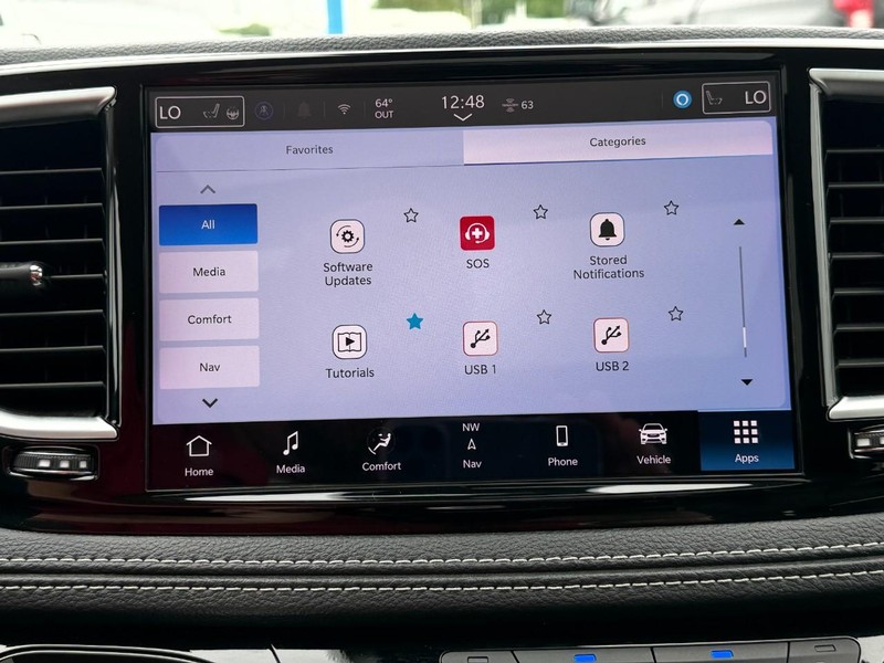 Chrysler Pacifica Vehicle Full-screen Gallery Image 51