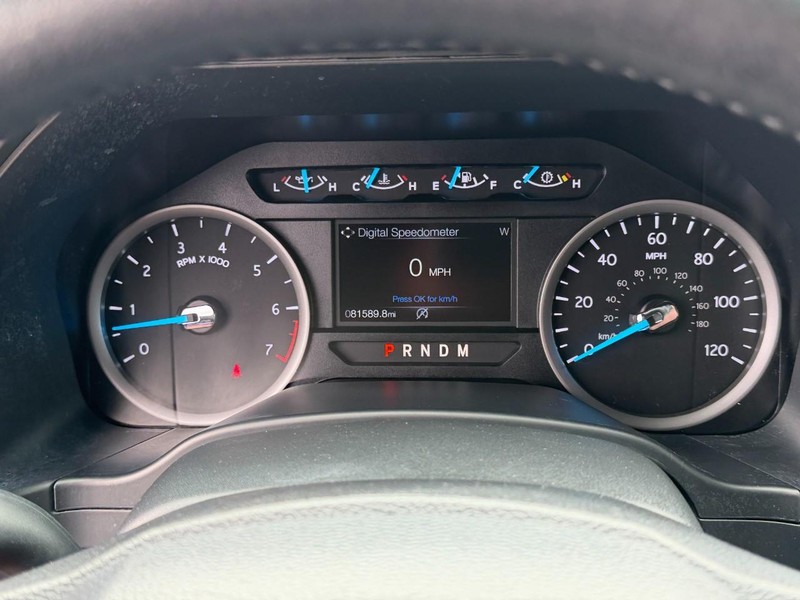 Ford Expedition Vehicle Full-screen Gallery Image 32