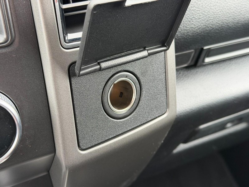 Ford Expedition Vehicle Full-screen Gallery Image 44