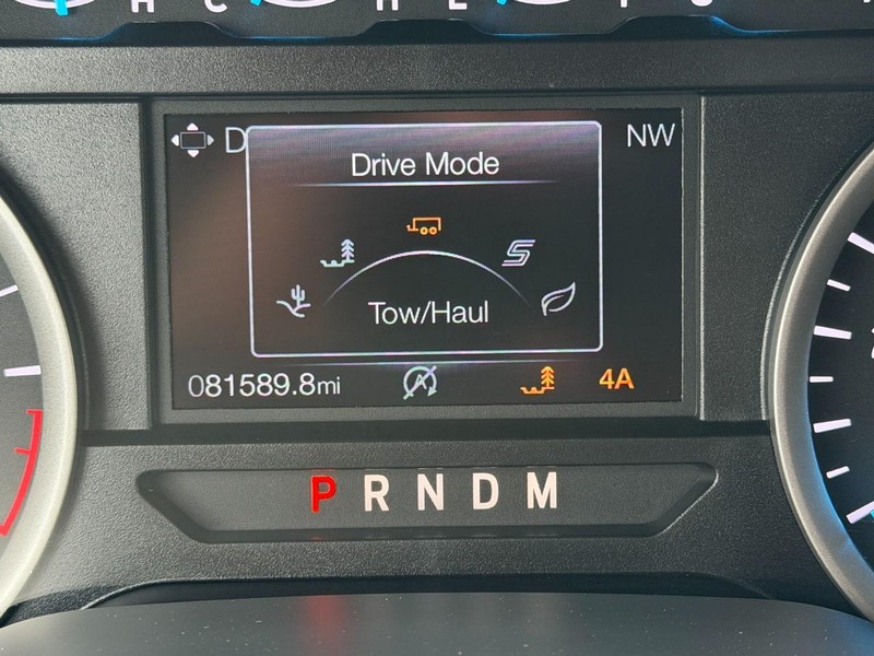 Ford Expedition Vehicle Full-screen Gallery Image 52