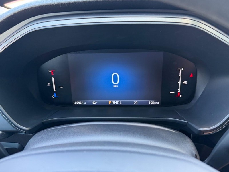Ford Escape Vehicle Full-screen Gallery Image 29