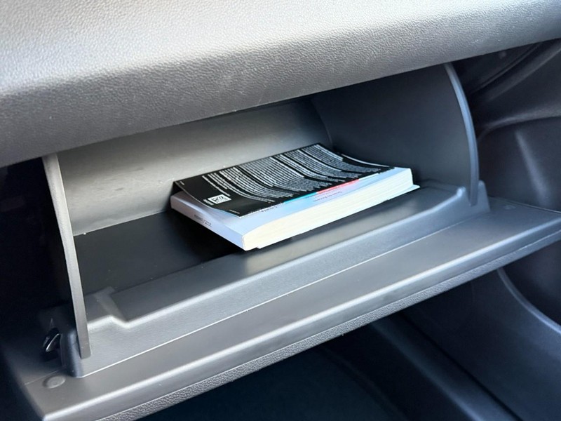 Buick Envista Vehicle Full-screen Gallery Image 43