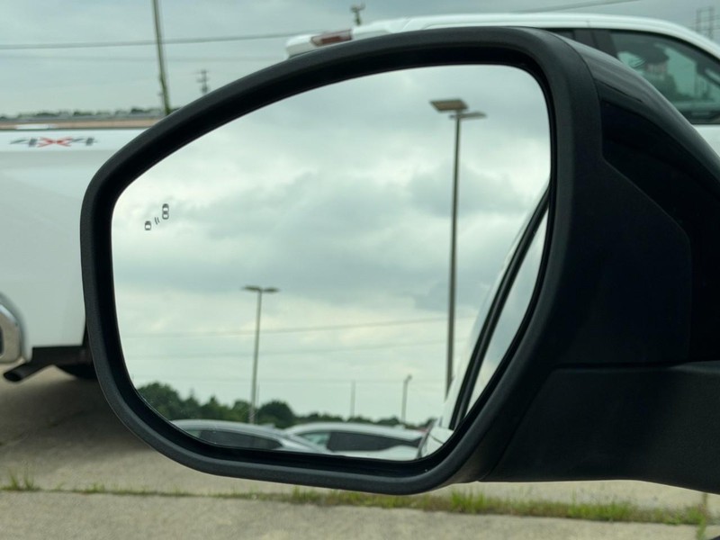 Ford Expedition Vehicle Full-screen Gallery Image 39