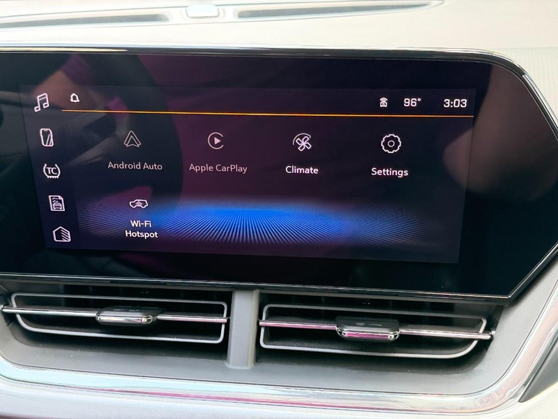 Chevrolet Trax Vehicle Full-screen Gallery Image 33