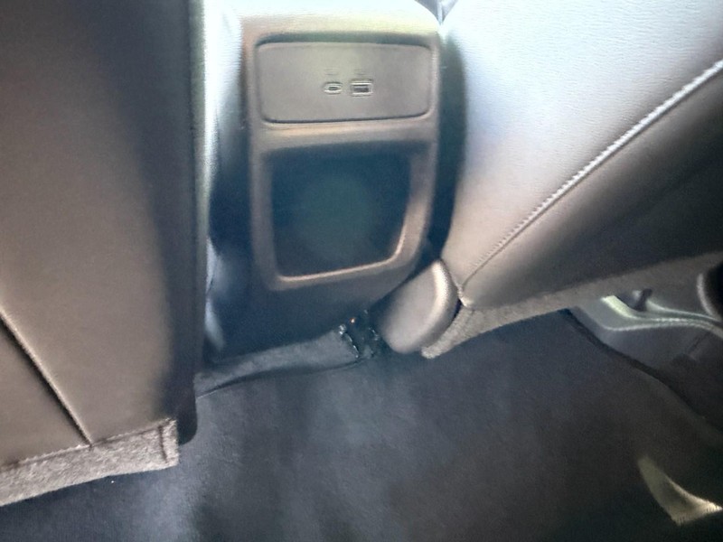 Chevrolet Trax Vehicle Full-screen Gallery Image 15
