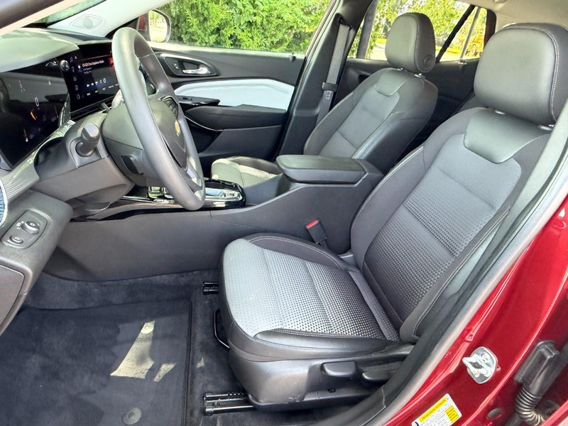 Chevrolet Trax Vehicle Full-screen Gallery Image 18