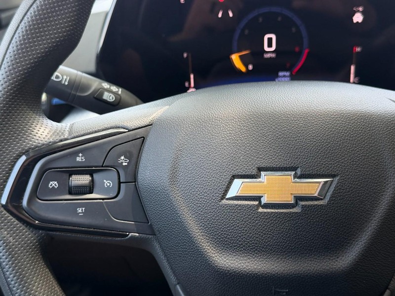 Chevrolet Trax Vehicle Full-screen Gallery Image 24
