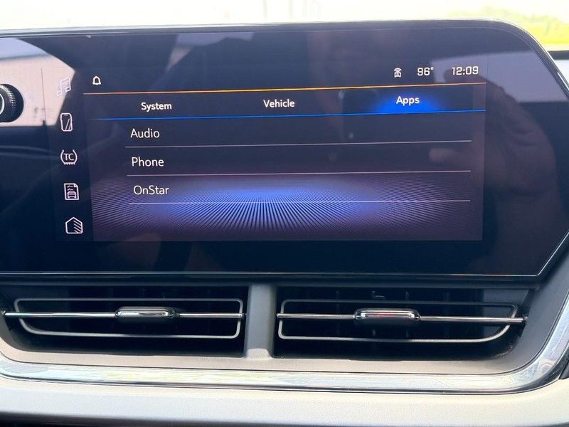 Chevrolet Trax Vehicle Full-screen Gallery Image 38