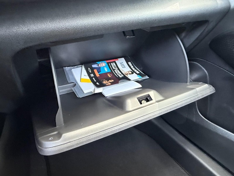 Chevrolet Trax Vehicle Full-screen Gallery Image 47