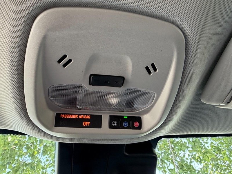 Chevrolet Trax Vehicle Full-screen Gallery Image 48