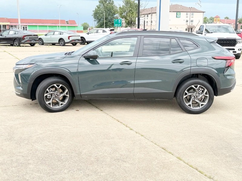 Chevrolet Trax Vehicle Full-screen Gallery Image 06