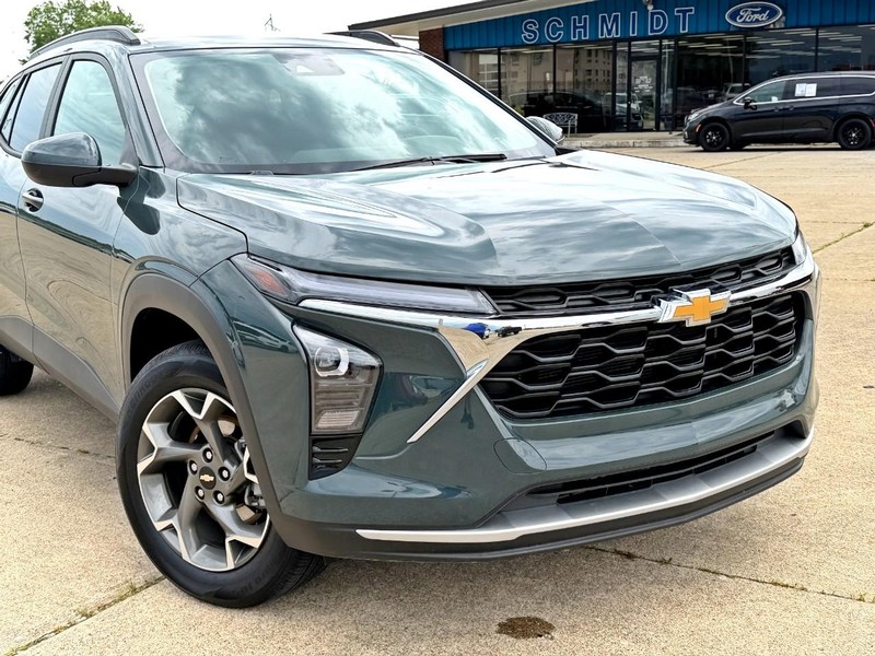 Chevrolet Trax Vehicle Full-screen Gallery Image 08