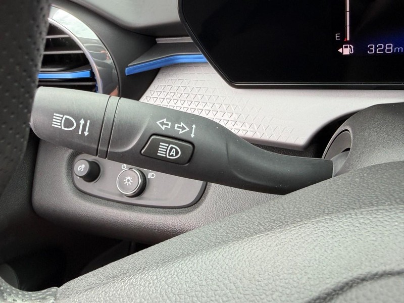 Chevrolet Trax Vehicle Full-screen Gallery Image 27