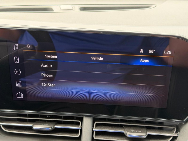 Chevrolet Trax Vehicle Full-screen Gallery Image 35