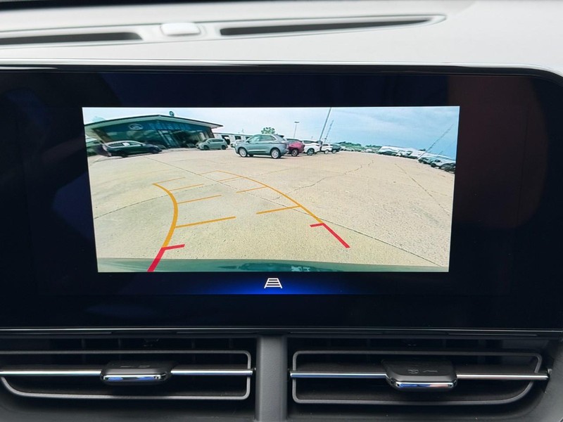 Chevrolet Trax Vehicle Full-screen Gallery Image 37