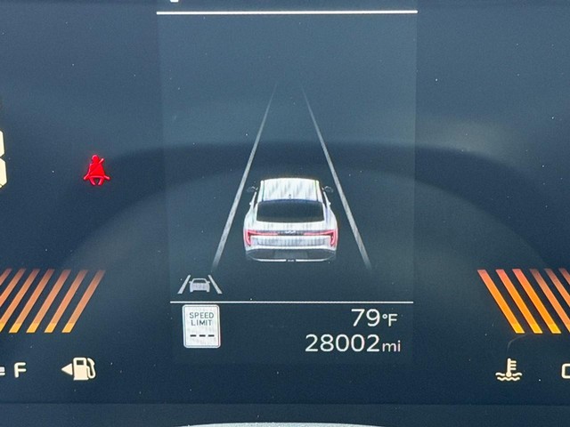 2025 Kia K4 LXS - Photo 29