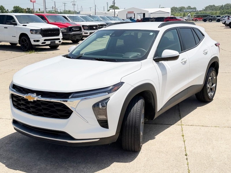 Chevrolet Trax Vehicle Full-screen Gallery Image 07