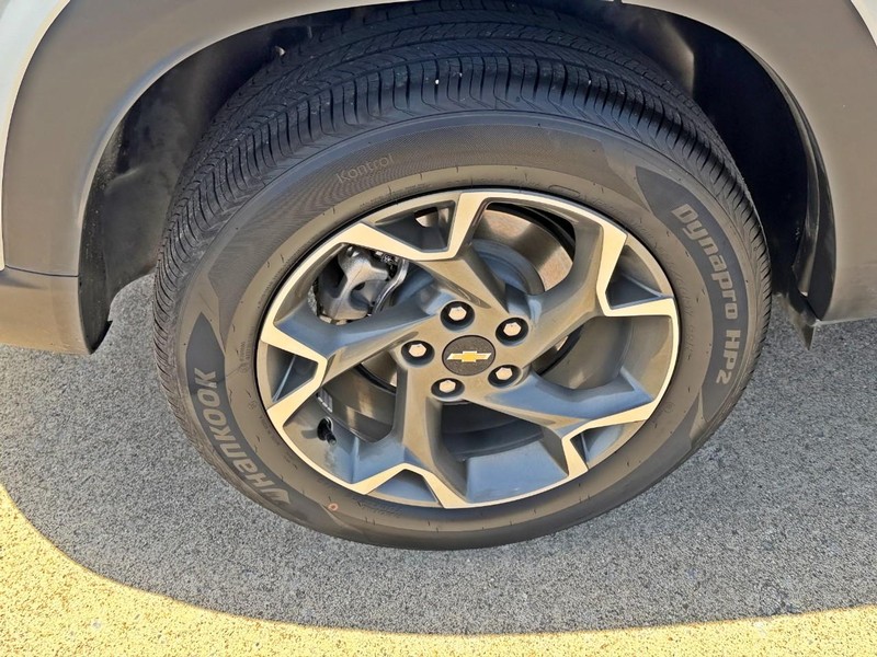 Chevrolet Trax Vehicle Full-screen Gallery Image 10