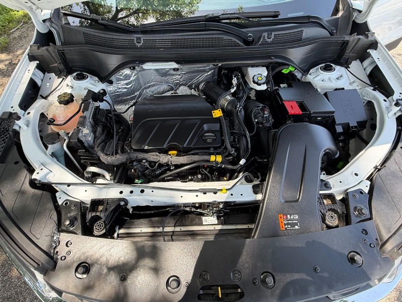 Chevrolet Trax Vehicle Full-screen Gallery Image 11