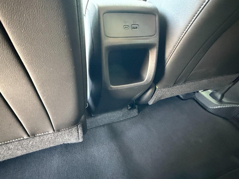 Chevrolet Trax Vehicle Full-screen Gallery Image 15