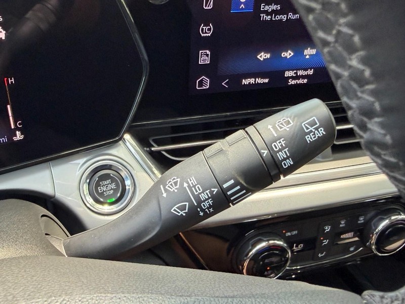 Chevrolet Trax Vehicle Full-screen Gallery Image 26
