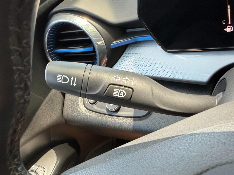 Chevrolet Trax Vehicle Full-screen Gallery Image 27
